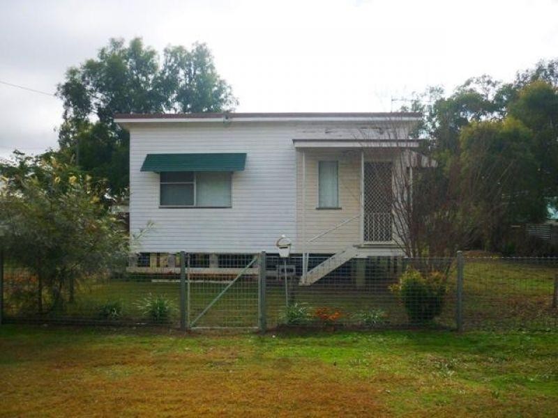 17 Condamine Street, Chinchilla QLD 4413