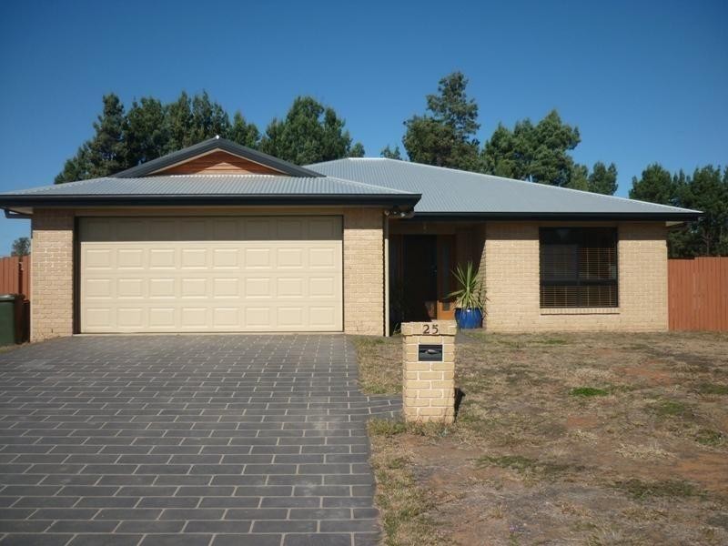 25 Keating Street, Chinchilla QLD 4413