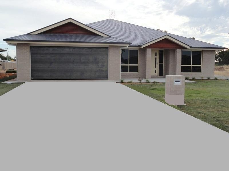 29 Bishop Street, Miles QLD 4415