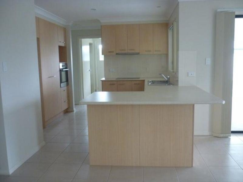 11 Layne Cres, Chinchilla QLD 4413