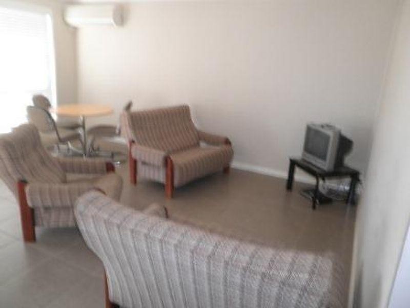 1/103 Zeller, Chinchilla QLD 4413