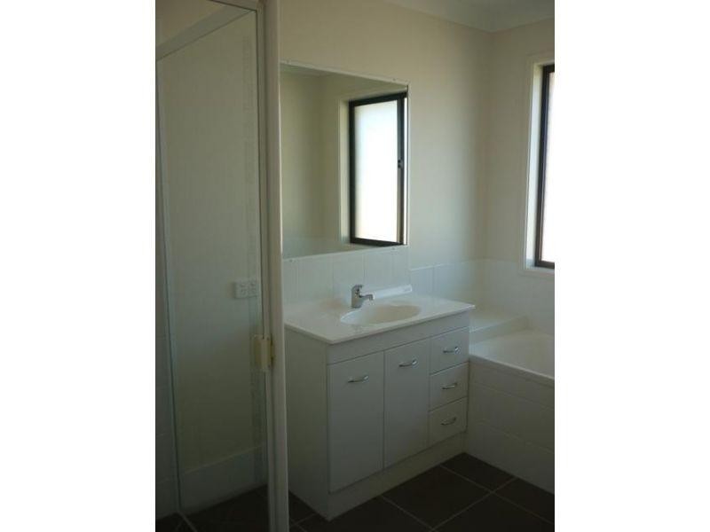 22 Cameron Street, Chinchilla QLD 4413