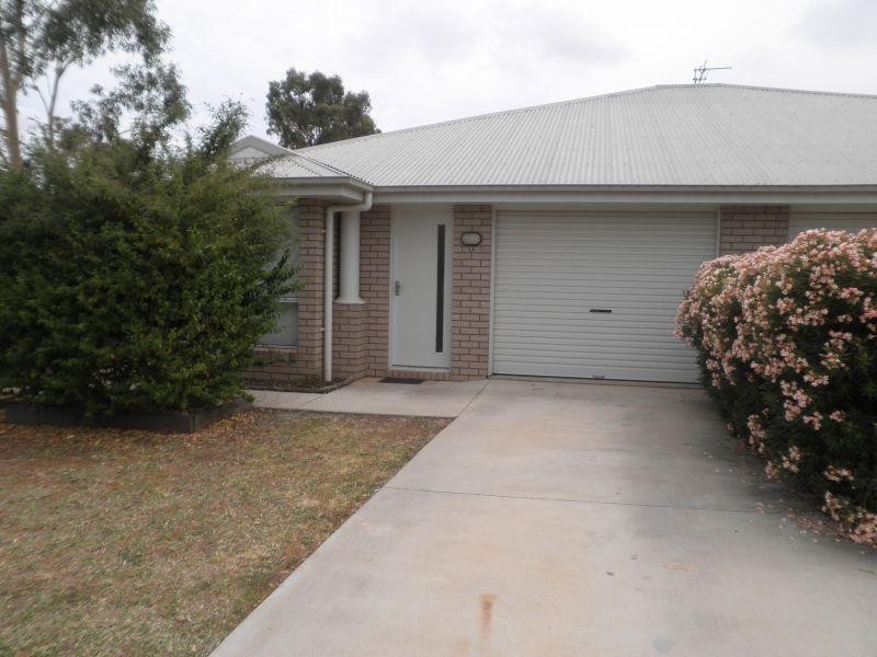 1/101 Zeller Street, Chinchilla QLD 4413