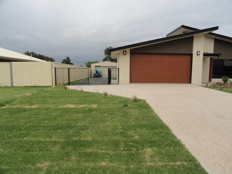 12 Luscombe, Chinchilla QLD 4413