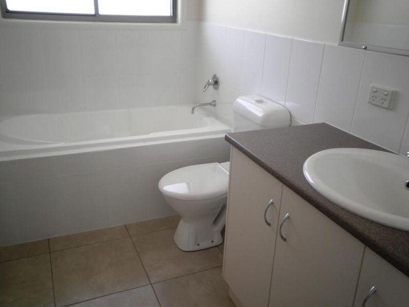 2 Irwin, Chinchilla QLD 4413