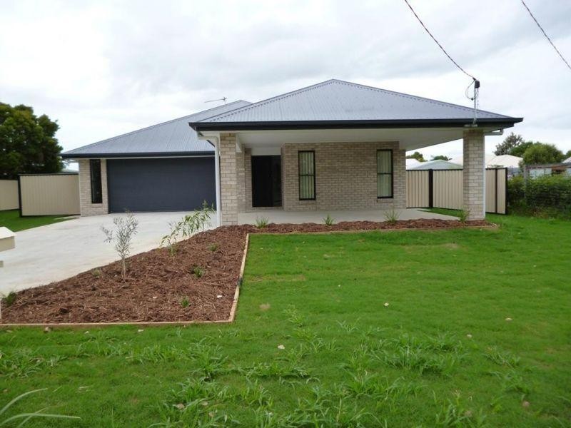 120 Zeller Street, Chinchilla QLD 4413