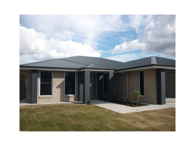 15 Sommerfeld Crescent, Chinchilla QLD 4413