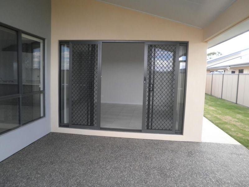 2/63 Gaske Lane, Chinchilla QLD 4413