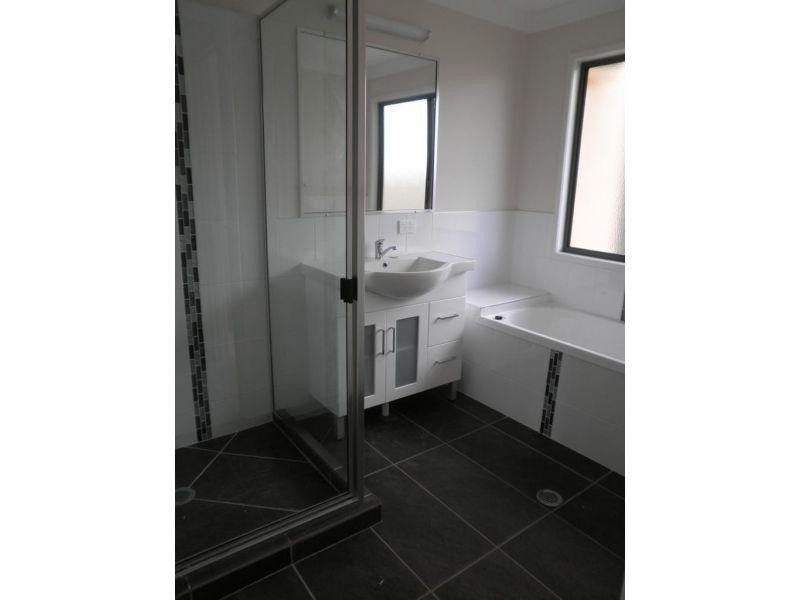 2/63 Gaske Lane, Chinchilla QLD 4413