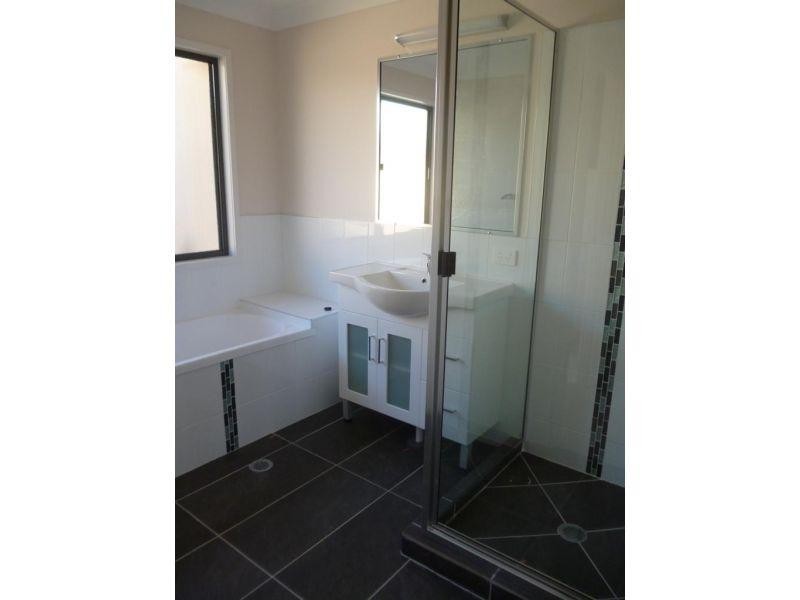 1/63 Gaske Lane, Chinchilla QLD 4413