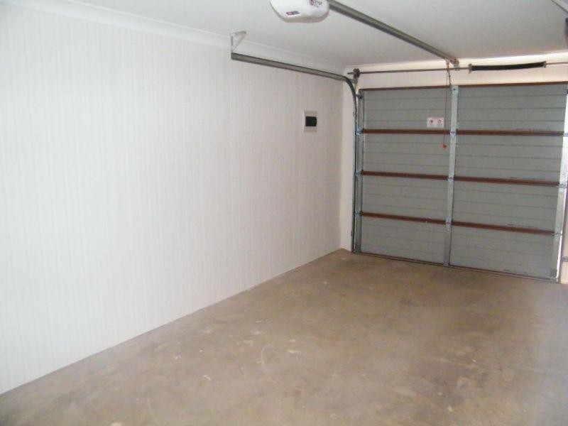 1/8  Windmill Road, Chinchilla QLD 4413
