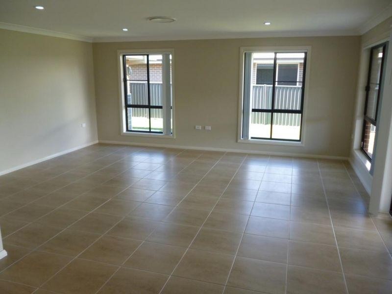 10 Gower Street, Chinchilla QLD 4413