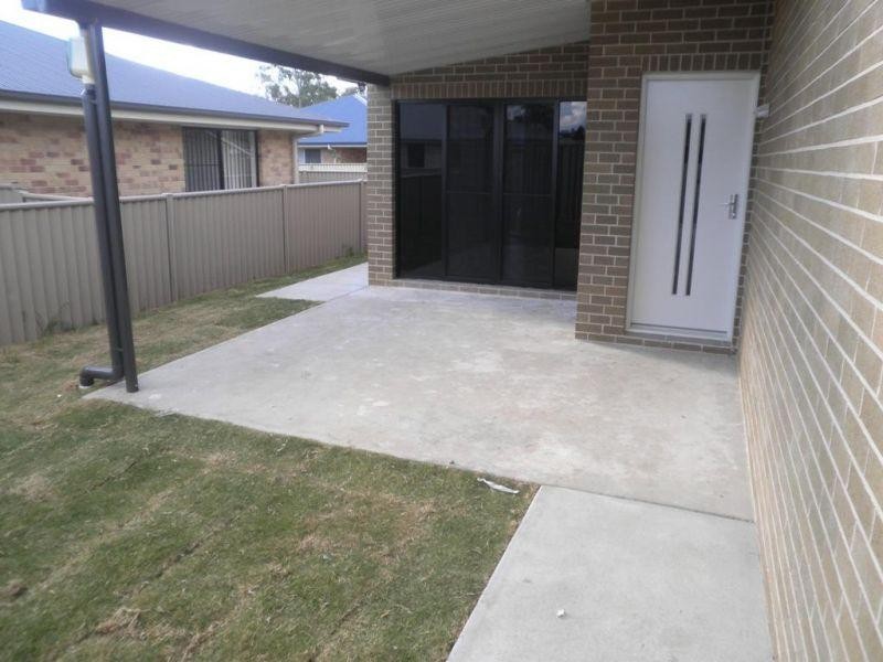 4/2 Sheridan, Chinchilla QLD 4413