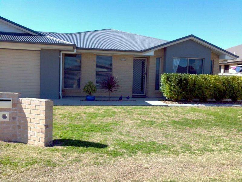 6 McKenzie Street, Chinchilla QLD 4413