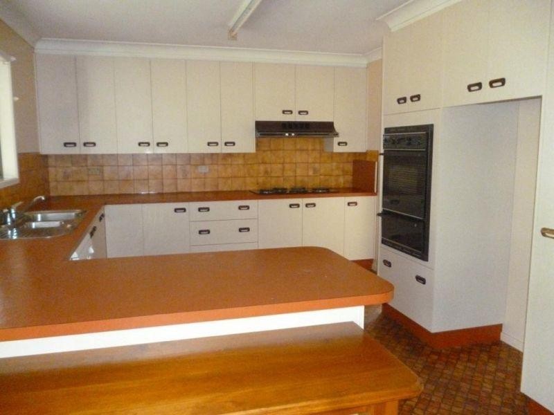 86 Auburn Road, Chinchilla QLD 4413