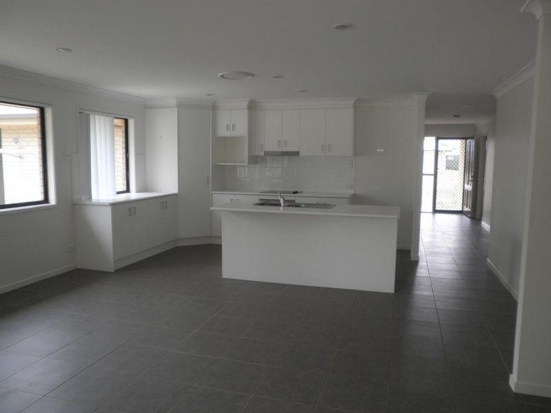 8 Cameron Street, Chinchilla QLD 4413