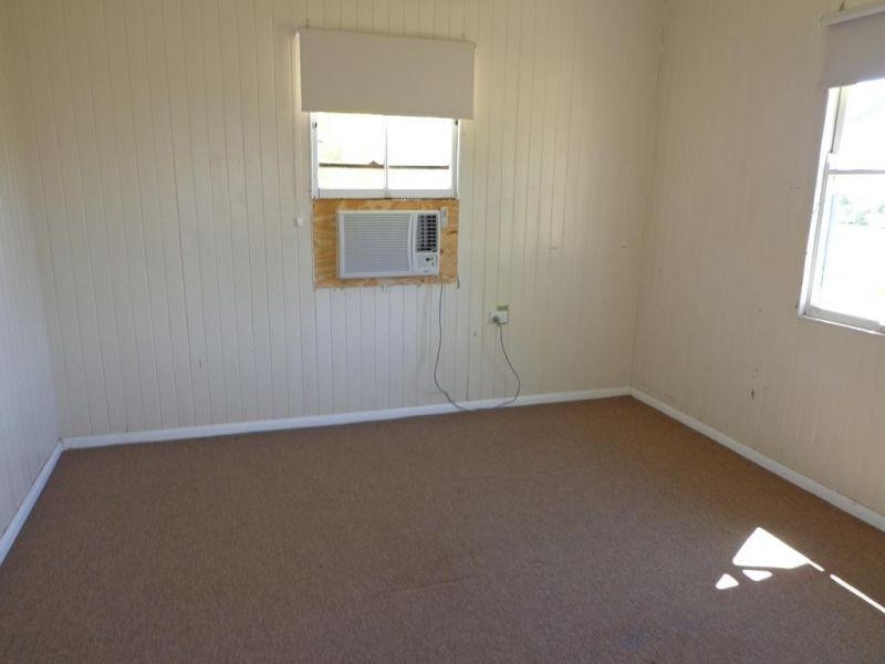 12 Wambo, Chinchilla QLD 4413