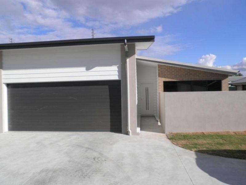 2/2 Sheridan Street, Chinchilla QLD 4413