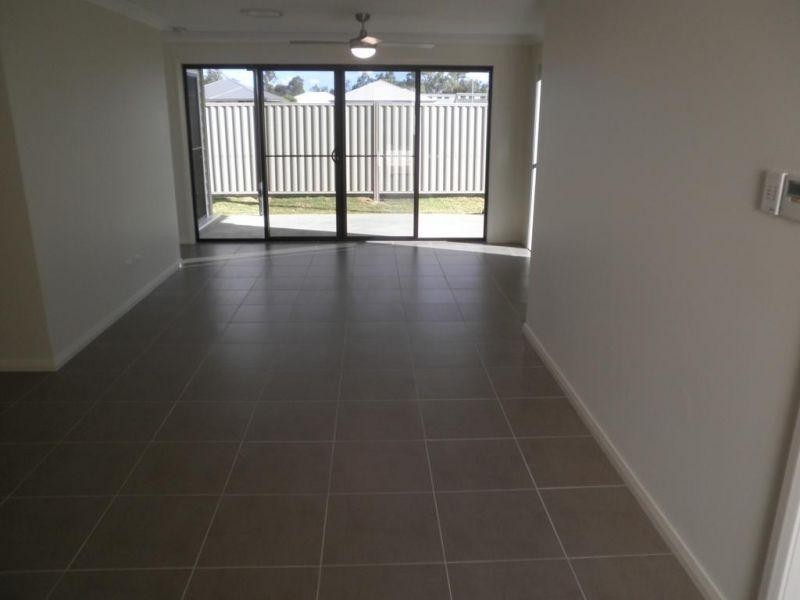 2/2 Sheridan Street, Chinchilla QLD 4413
