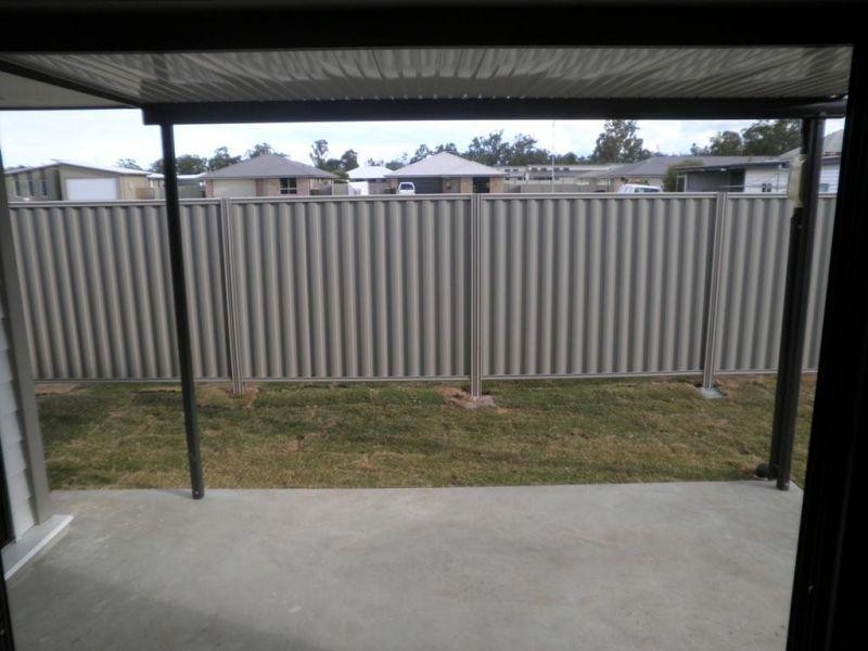 2/2 Sheridan Street, Chinchilla QLD 4413