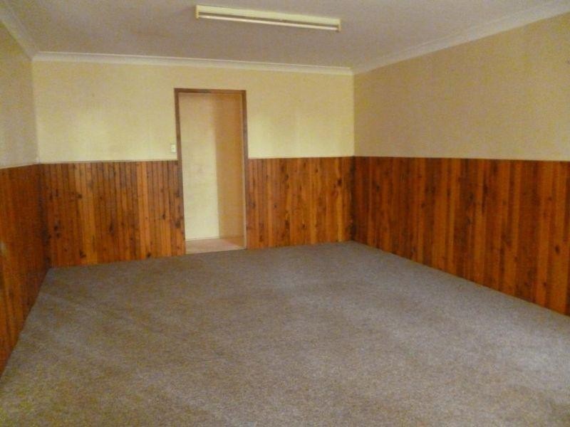 12 Castle Street, Chinchilla QLD 4413