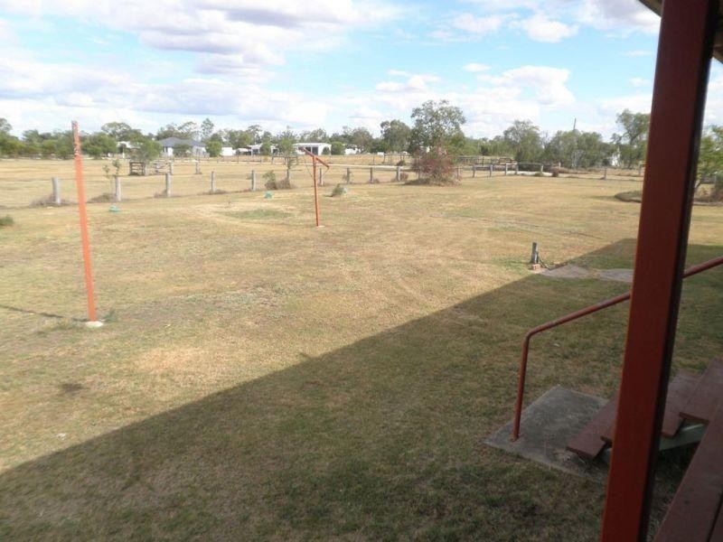 38 Parsons Road, Chinchilla QLD 4413