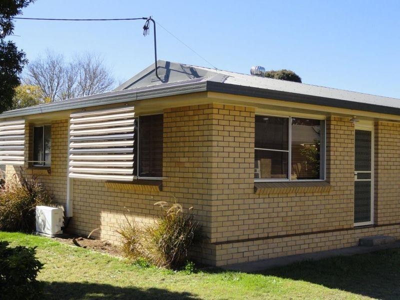 3/15 Mann Street, Chinchilla QLD 4413