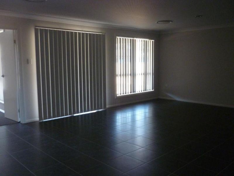 28 Sommerfeld Crescent, Chinchilla QLD 4413