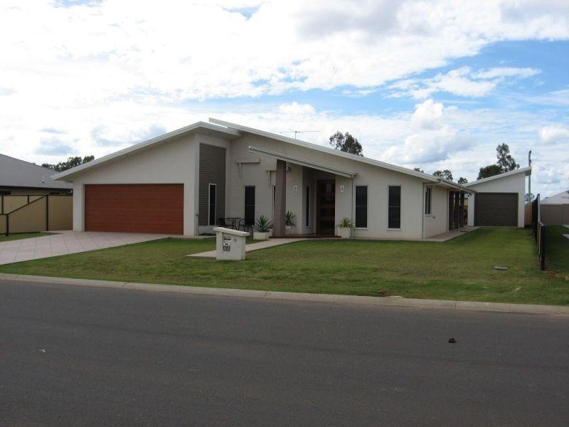 55 Pilkington Street, Chinchilla QLD 4413