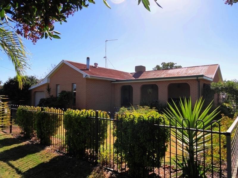 95 Hypatia Street, Chinchilla QLD 4413