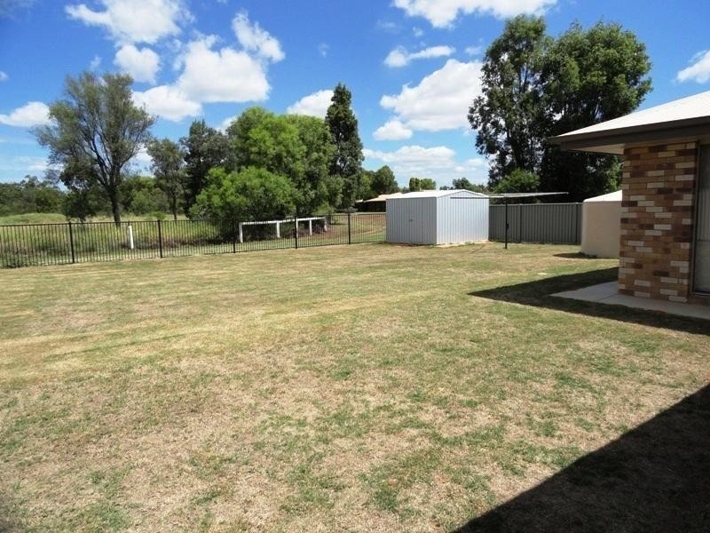7 Sommerfeld Crescent, Chinchilla QLD 4413