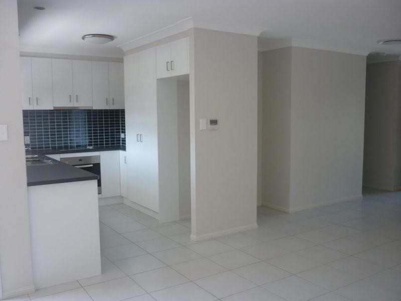 Unit 2/66 Middle Street, Chinchilla QLD 4413