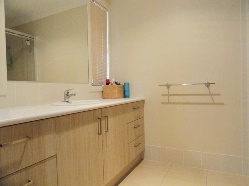 75 Sommerfeld Crescent, Chinchilla QLD 4413