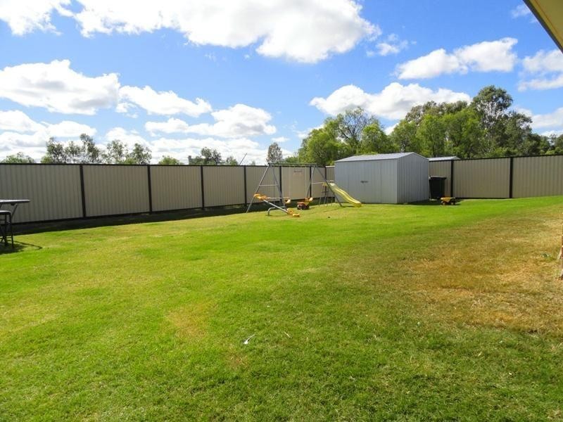 17 Campbell Street, Chinchilla QLD 4413