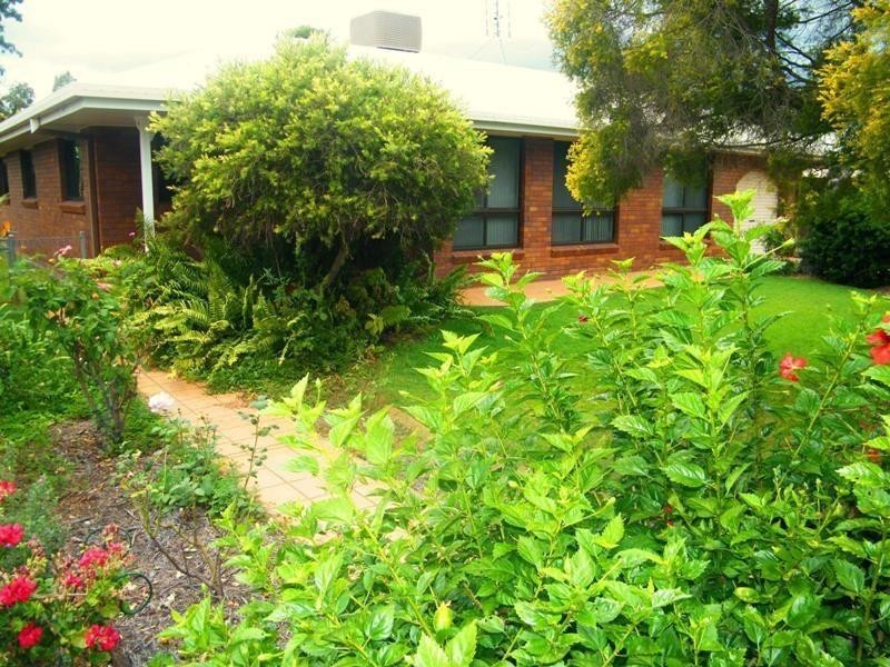 43 Mackie Street, Chinchilla QLD 4413
