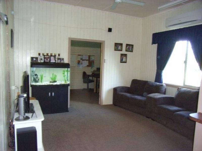 2 Birkett Street, Chinchilla QLD 4413