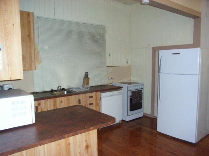 2 Birkett Street, Chinchilla QLD 4413