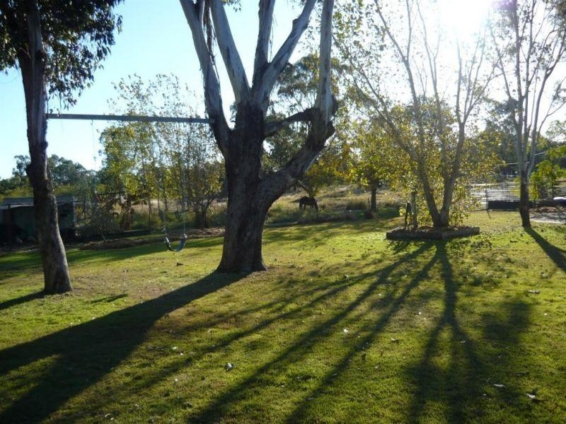 1 Lynagh Street, Miles QLD 4415