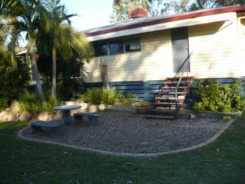 1 Lynagh Street, Miles QLD 4415