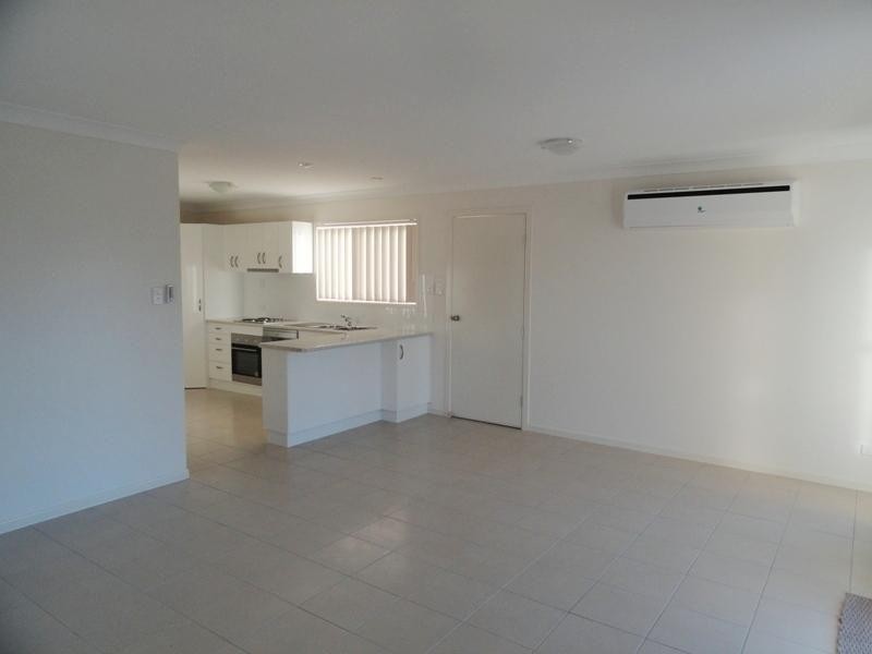 2/4 Sheridan Street, Chinchilla QLD 4413