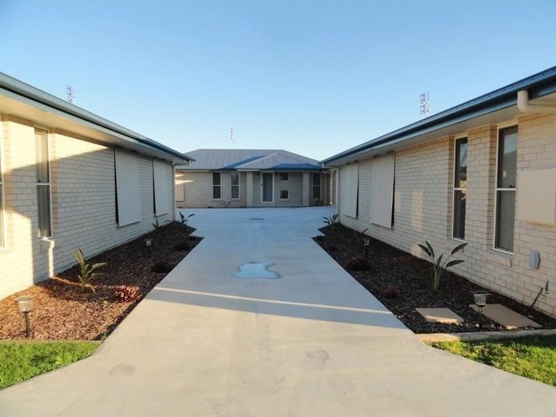 2/4 Sheridan Street, Chinchilla QLD 4413