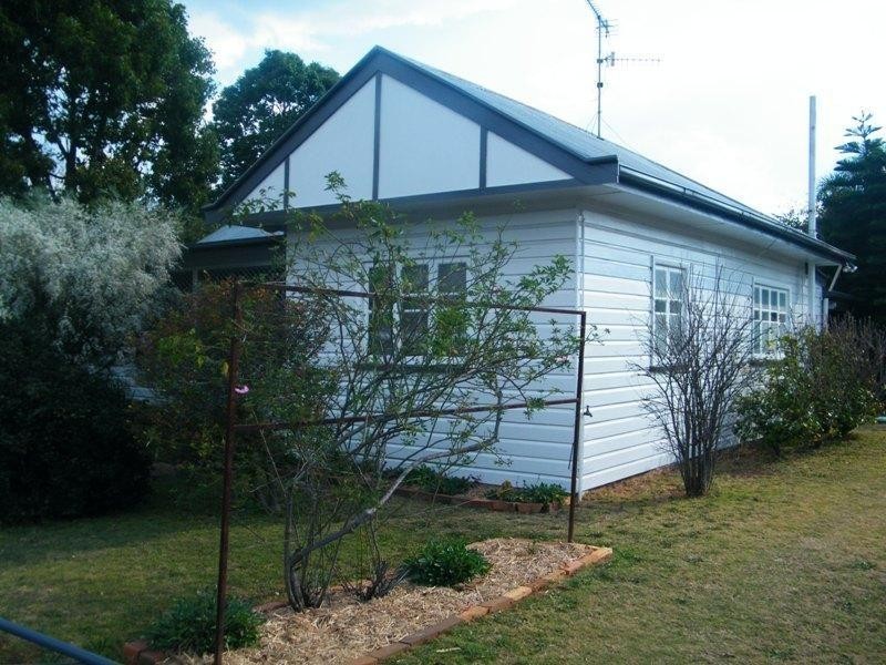 10 Evans Street, Chinchilla QLD 4413