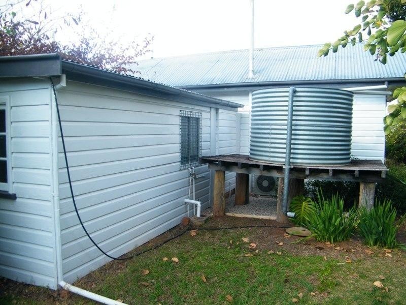 10 Evans Street, Chinchilla QLD 4413