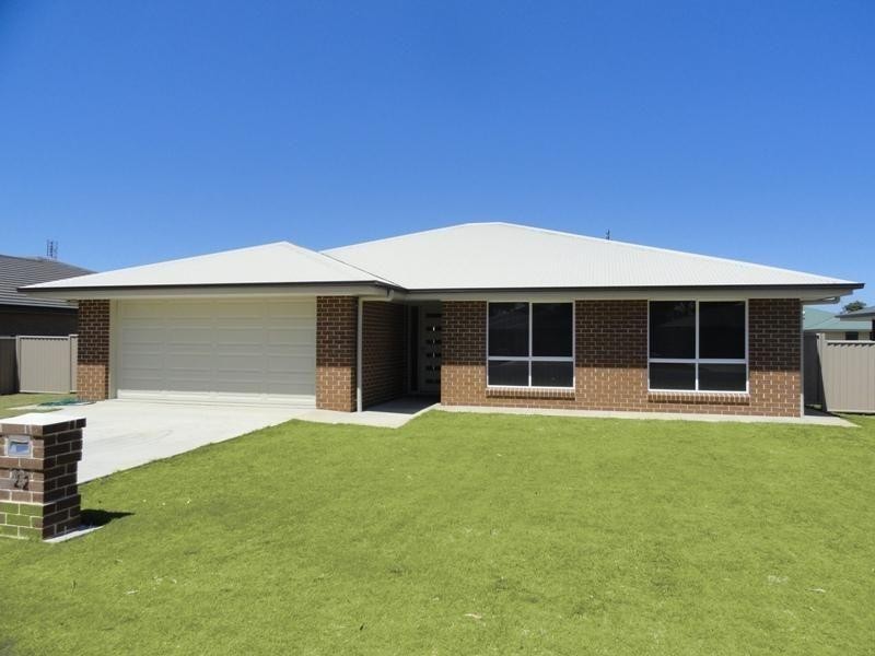 42 Sommerfeld Crs, Chinchilla QLD 4413