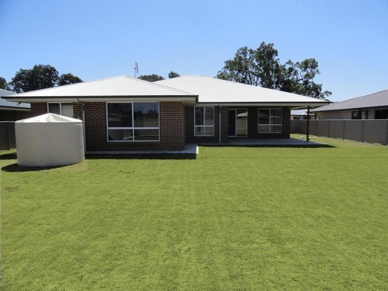 42 Sommerfeld Crs, Chinchilla QLD 4413