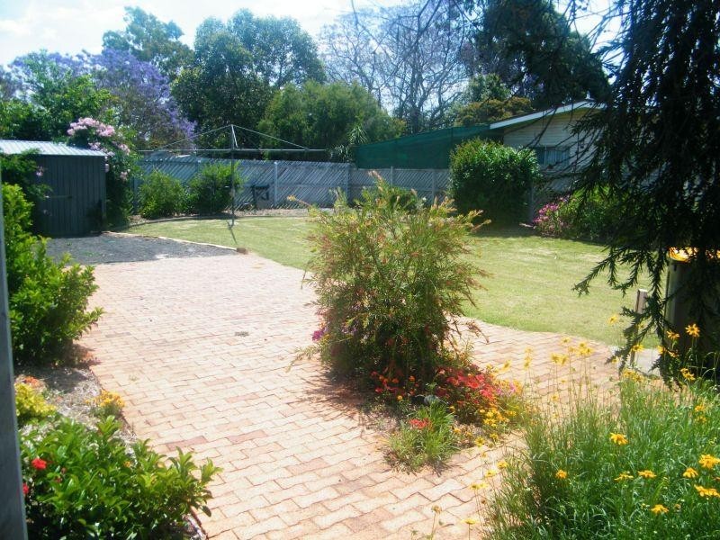 13 Wheeler Street, Chinchilla QLD 4413