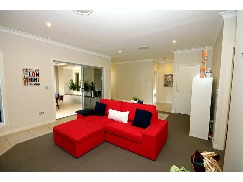 91  Sommerfeld Crs, Chinchilla QLD 4413