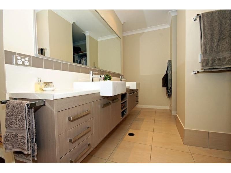 91  Sommerfeld Crs, Chinchilla QLD 4413