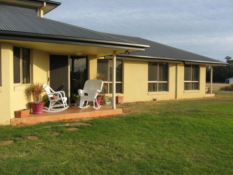 22 Ainsworth Street, Chinchilla QLD 4413