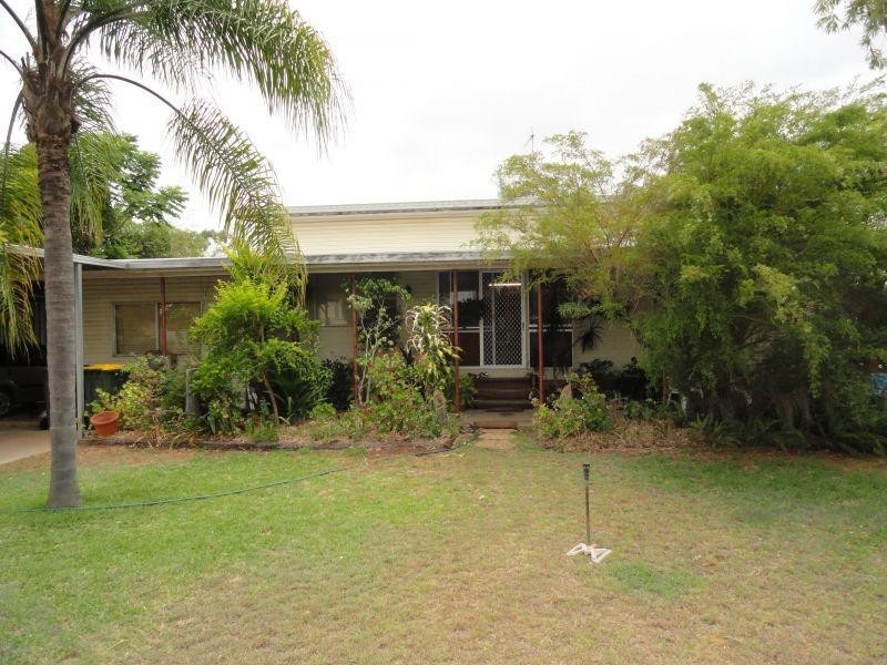 25  Claydon Street, Chinchilla QLD 4413